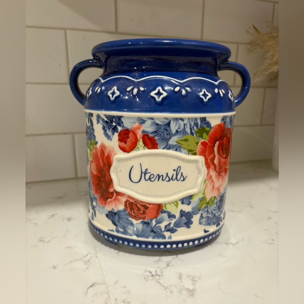Pioneer Woman Floral Blue and Red Utensil Holder